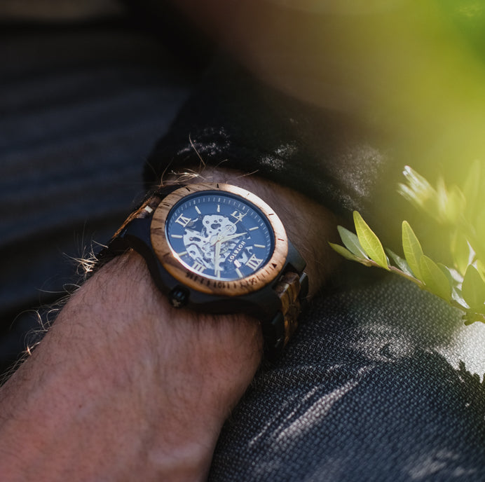 Gold Motus Watch | Sustainable | Wood watch | Vegan | Eco fashion - Shop X Ology