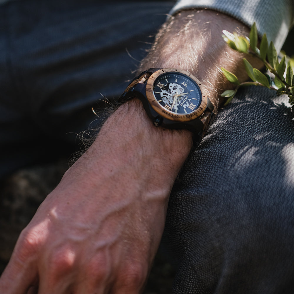 Gold Motus Watch | Sustainable | Wood watch | Vegan | Eco fashion - Shop X Ology