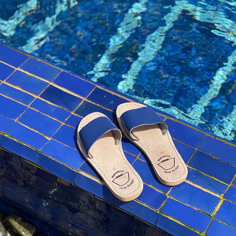 Navy blue leather sandals - Shop X Ology