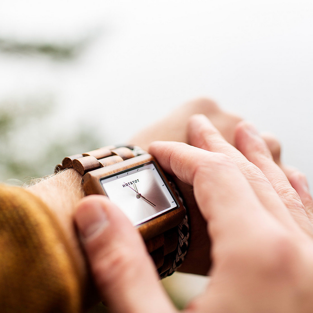 Horizon Watch | Sustainable | Wood watch | Vegan | Eco fashion - Shop X Ology