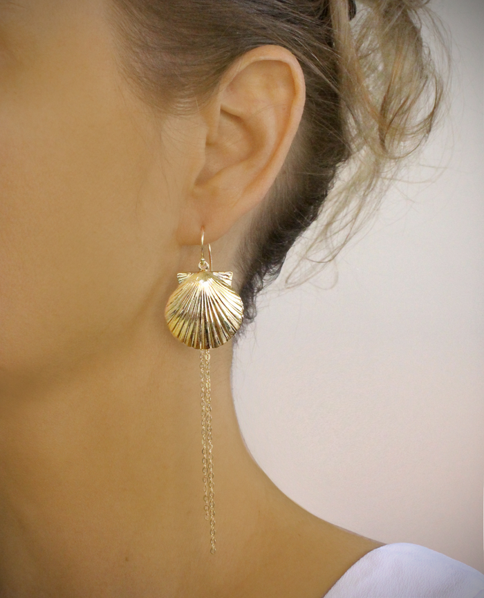 Long gold seashell earrings - Shop X Ology